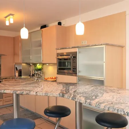 Birkenhof App 30, Piratenlager * 欧巴德伍斯图