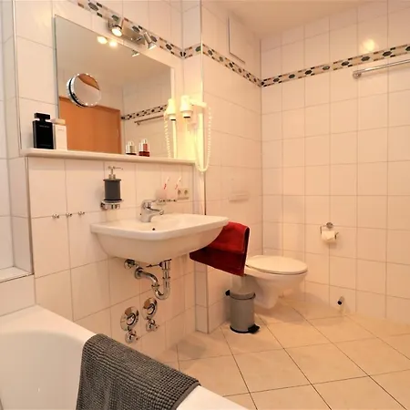 Birkenhof App 30, Piratenlager 公寓