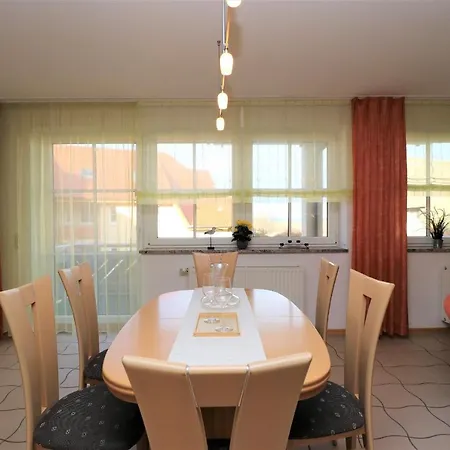 Birkenhof App 30, Piratenlager