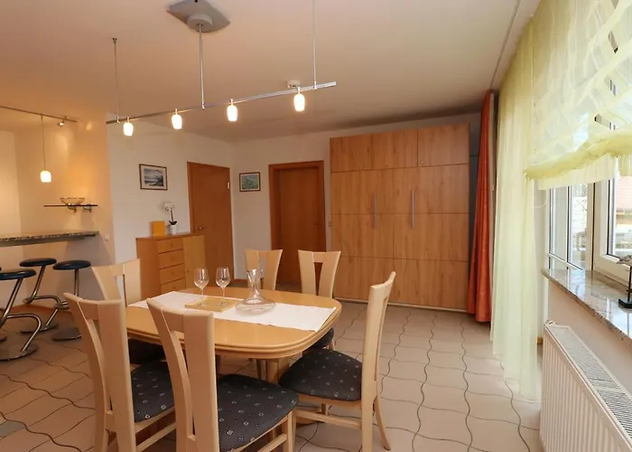 Birkenhof App 30, Piratenlager * فاستروم