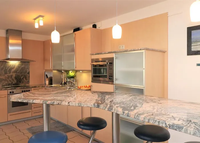 Birkenhof App 30, Piratenlager * فاستروم