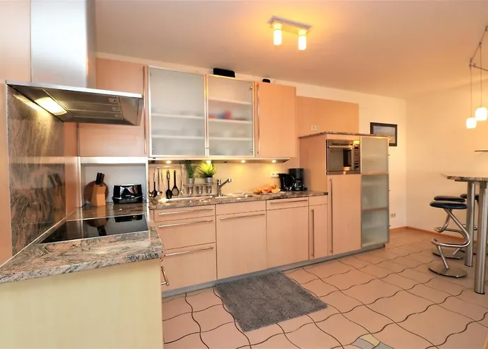 Birkenhof App 30, Piratenlager * فاستروم